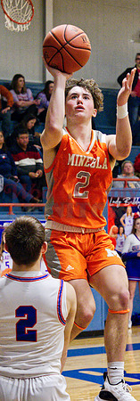 _1247702 TJ Moreland shoots over Ford Tannebaum