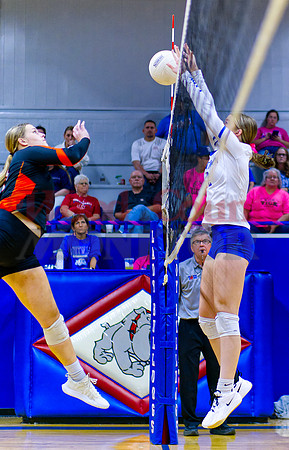 _1343441 Kinsey Hipp defends