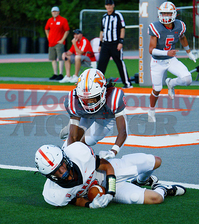 _1258941 Ainsley Steward stops