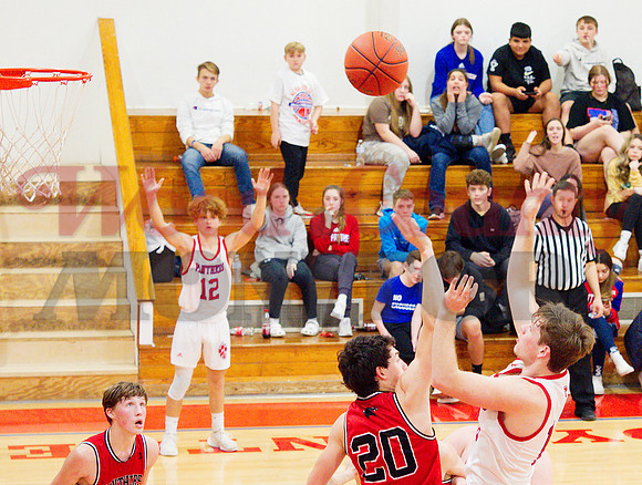 _1080193 Blake Weissert shoots floater