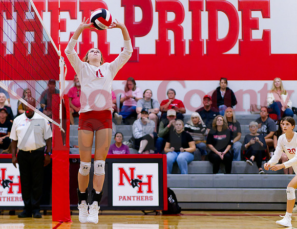 _1354726 Averi Stevenson sets
