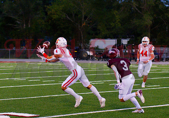 _1309908 Colton McMahon catches flat