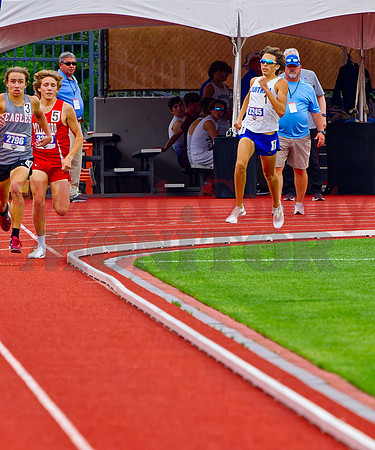 _5022338 Dakota Jimenez closing 800m