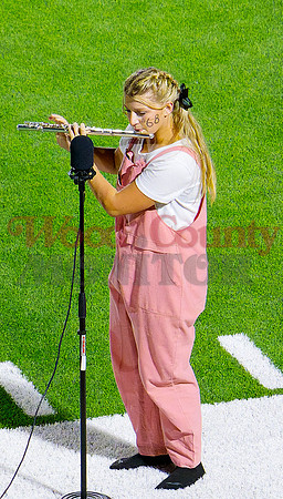 _1321981 solo flautist