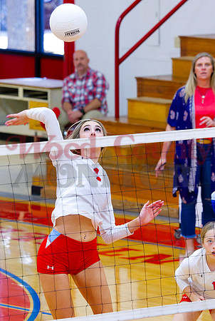 _A251365 Lainey Wright winds-up