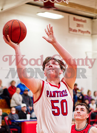 _1059101 Gavin Dailey lays-up
