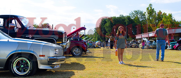 _A262051 car show