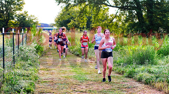 _1310431 Yoselin Ramirez runs