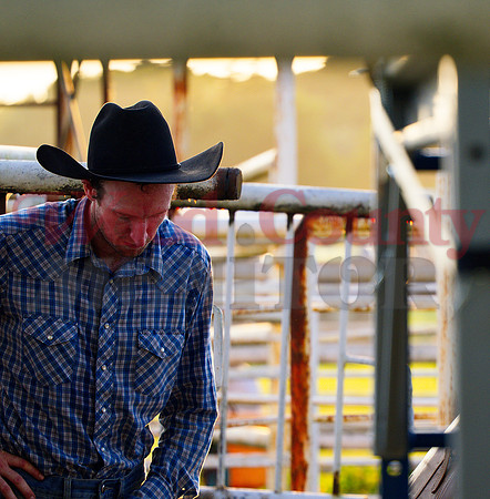 _7125647 quiet before broncs