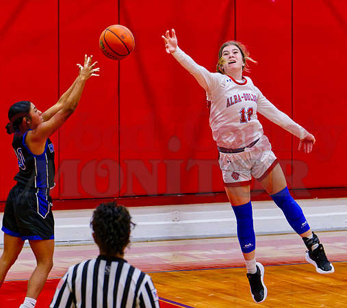 _1408634 Lainey Teel deflects
