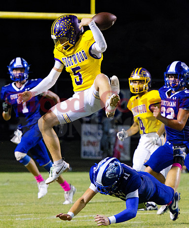 _A040625 flying fumble