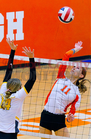 _A290757 Olivia Hughes hits