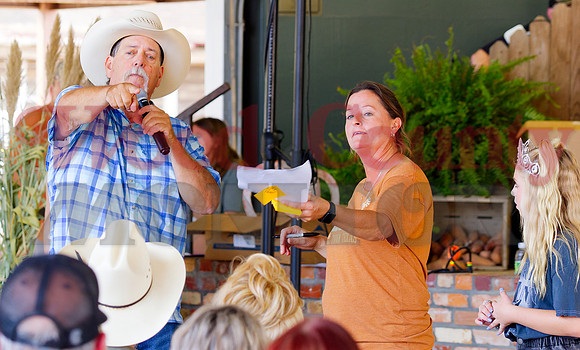 _A262131 cowboy tickets auctioned