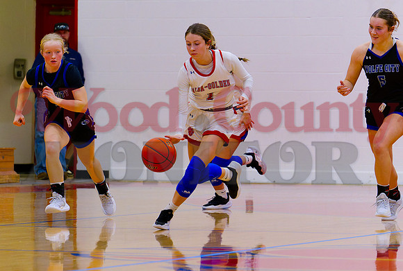 _1408559 Averi Stevenson breaks
