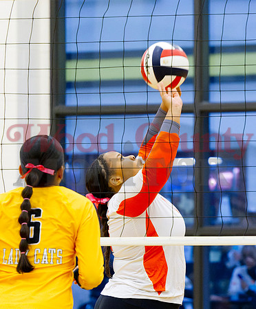 _A180755 Trinadee Jackson sets opening game-winner