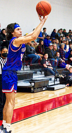 _1236745 Thomas Sabedra for three