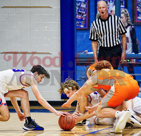 _1247634 loose ball
