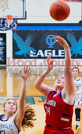 _1247790 Kylie Kennedy lays-up
